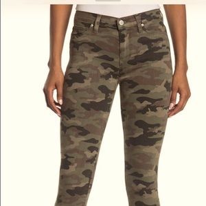 Hudson Nico camouflage ankle jean